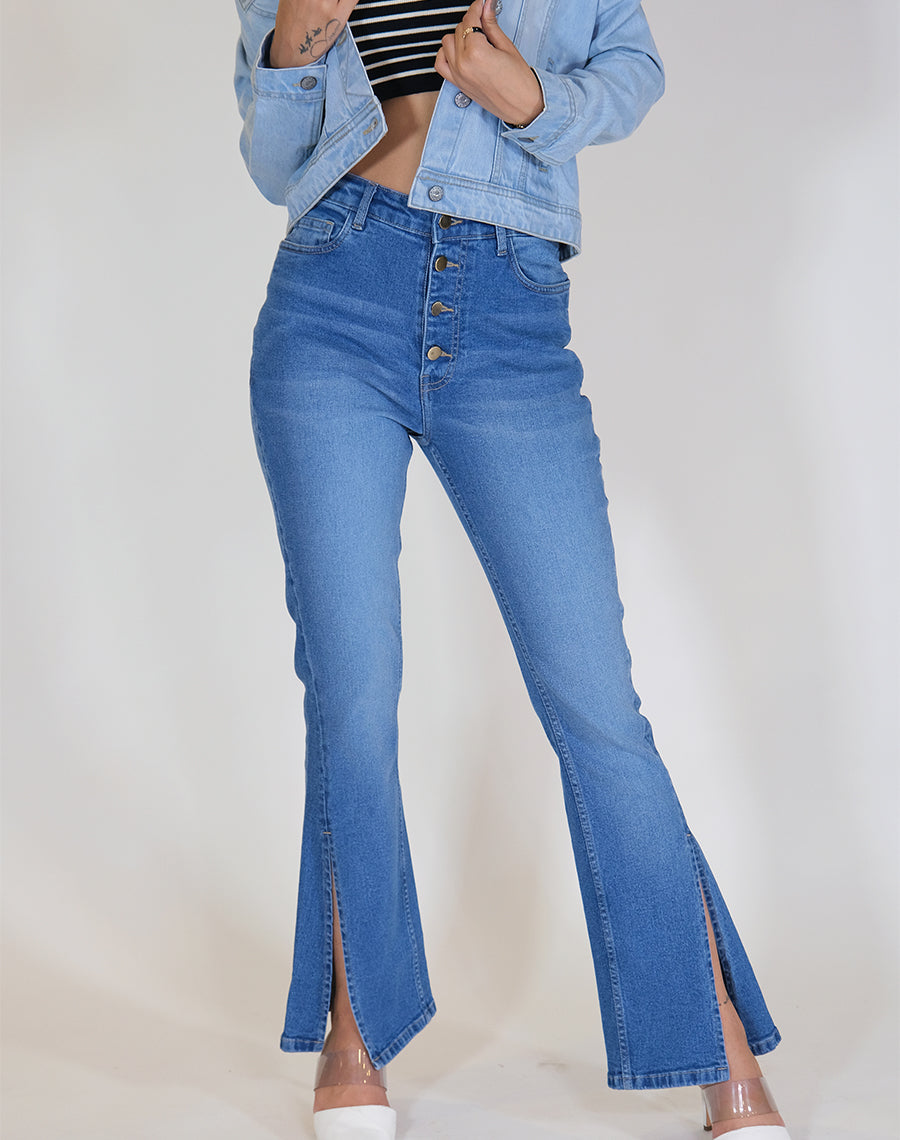 Buttoned-up Slit Denim