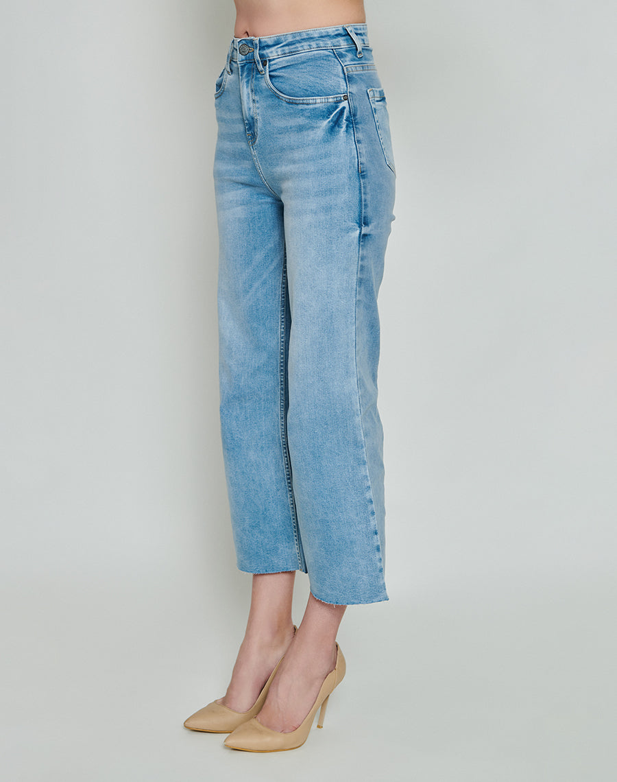 Light Blue Wide-legged Jeans